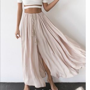 Hello Molly maxi skirt in nude
